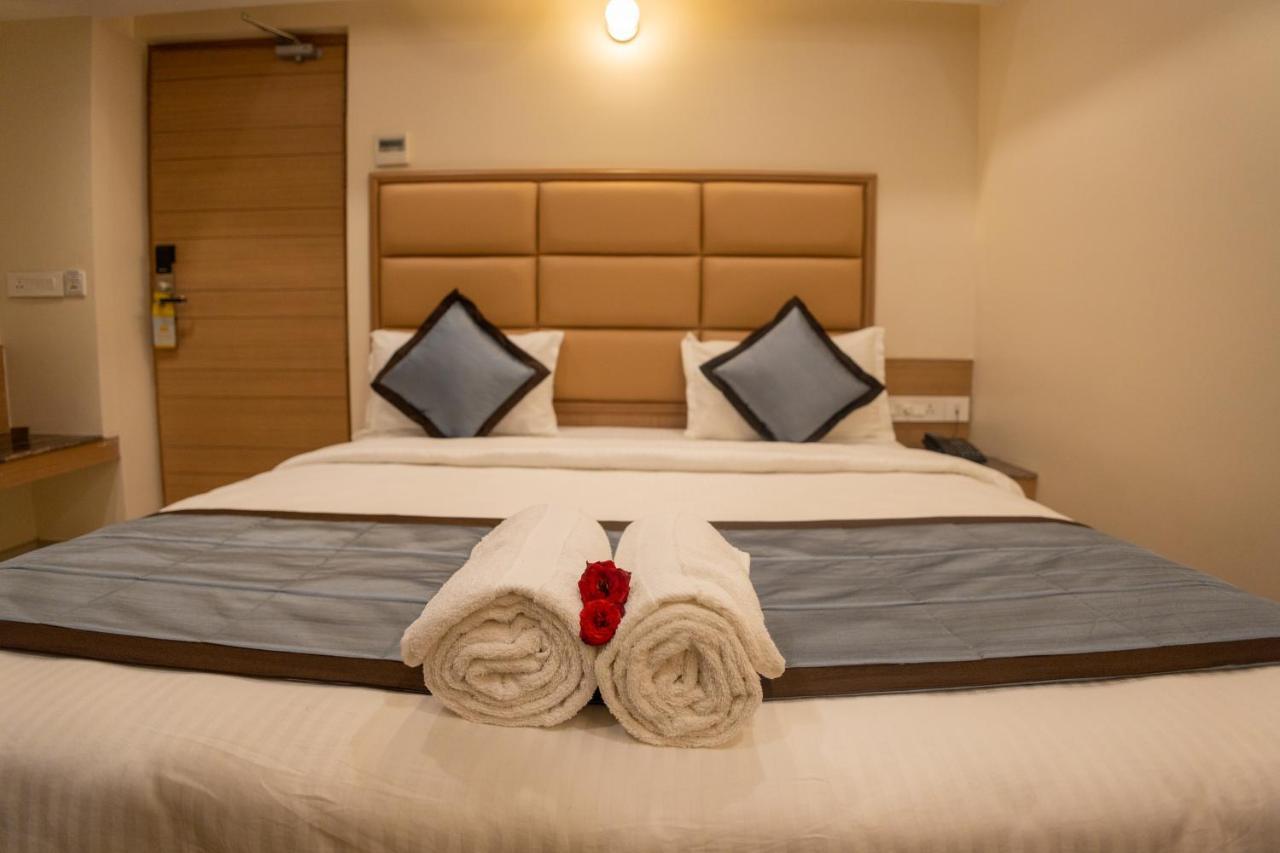 Hotel Grand Sabarees Madurai